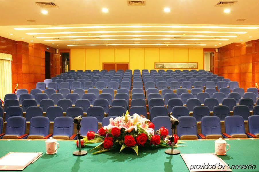 Grand View Hotel Донгуан Екстериор снимка